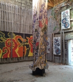 常総市まちなか再成事業　白倉庫祭 石山修友禅染展示の様子