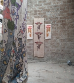 常総市まちなか再成事業　白倉庫祭 石山修友禅染展示の様子